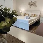 Apartment Hello World- Agrigent